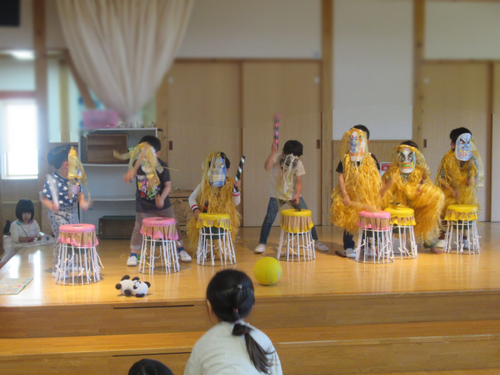 なまはげ太鼓演奏中！とても迫力があります